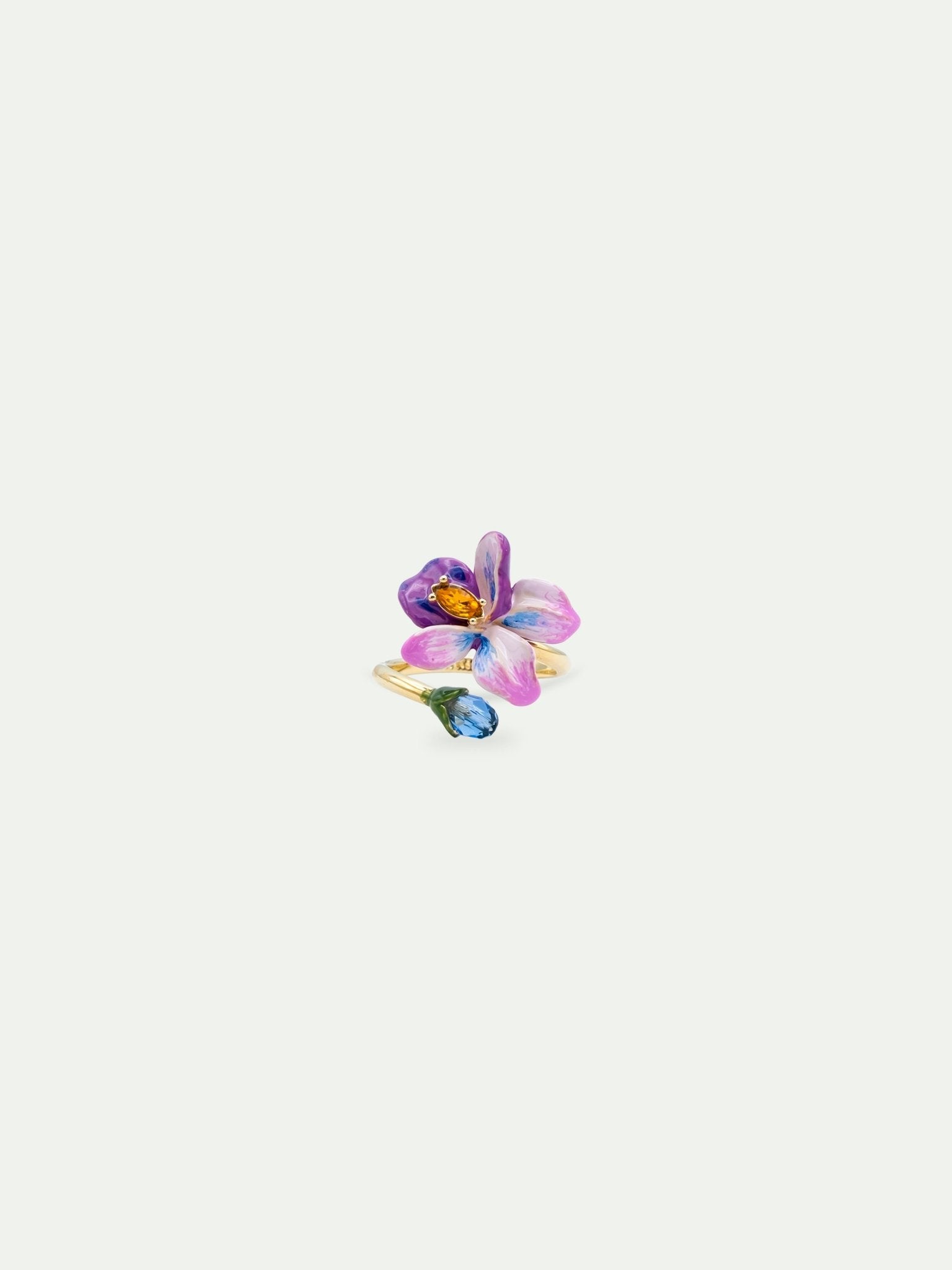 Adjustable ring with violet flower and blue cut stone | AVVE6021 - Les Nereides