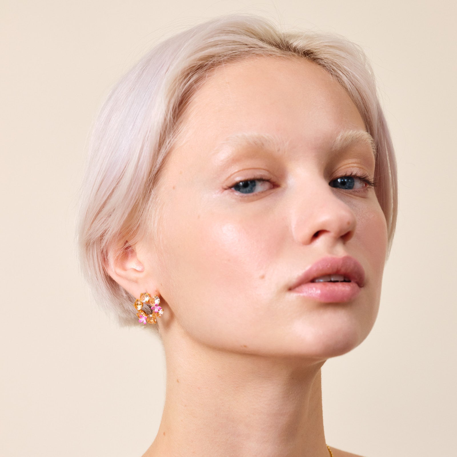 Apricot Pink Diamantine Flower And 6 Round Stone Earrings | ATLD1422 - Les Nereides