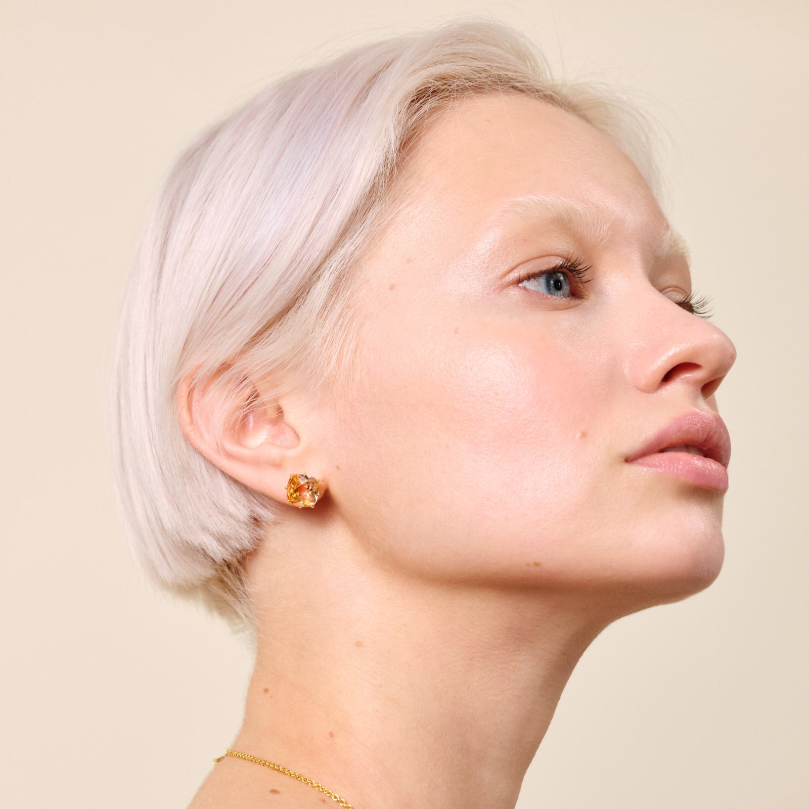 Apricot Pink Diamantine Square Stone Earrings | ATLD1011 - Les Nereides