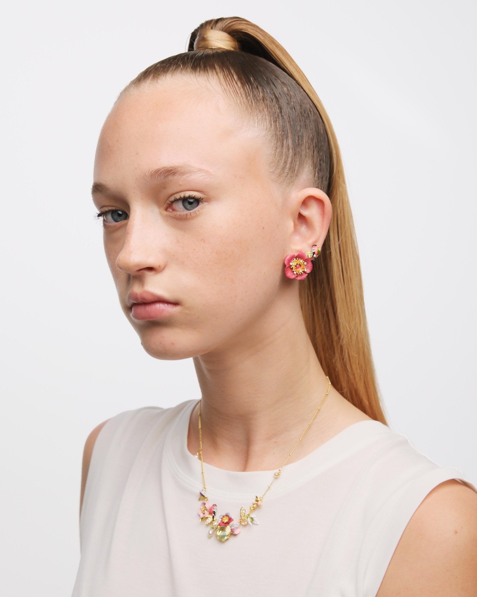 Asymmetrical Pink Hellebore & Red Bird Earrings | AUVH1031 - Les Nereides