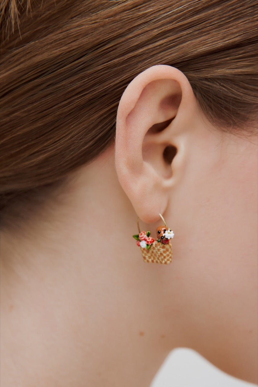 Basket. Dachshund And Flower Sleeper Earrings | AWLA1041 - Les Nereides