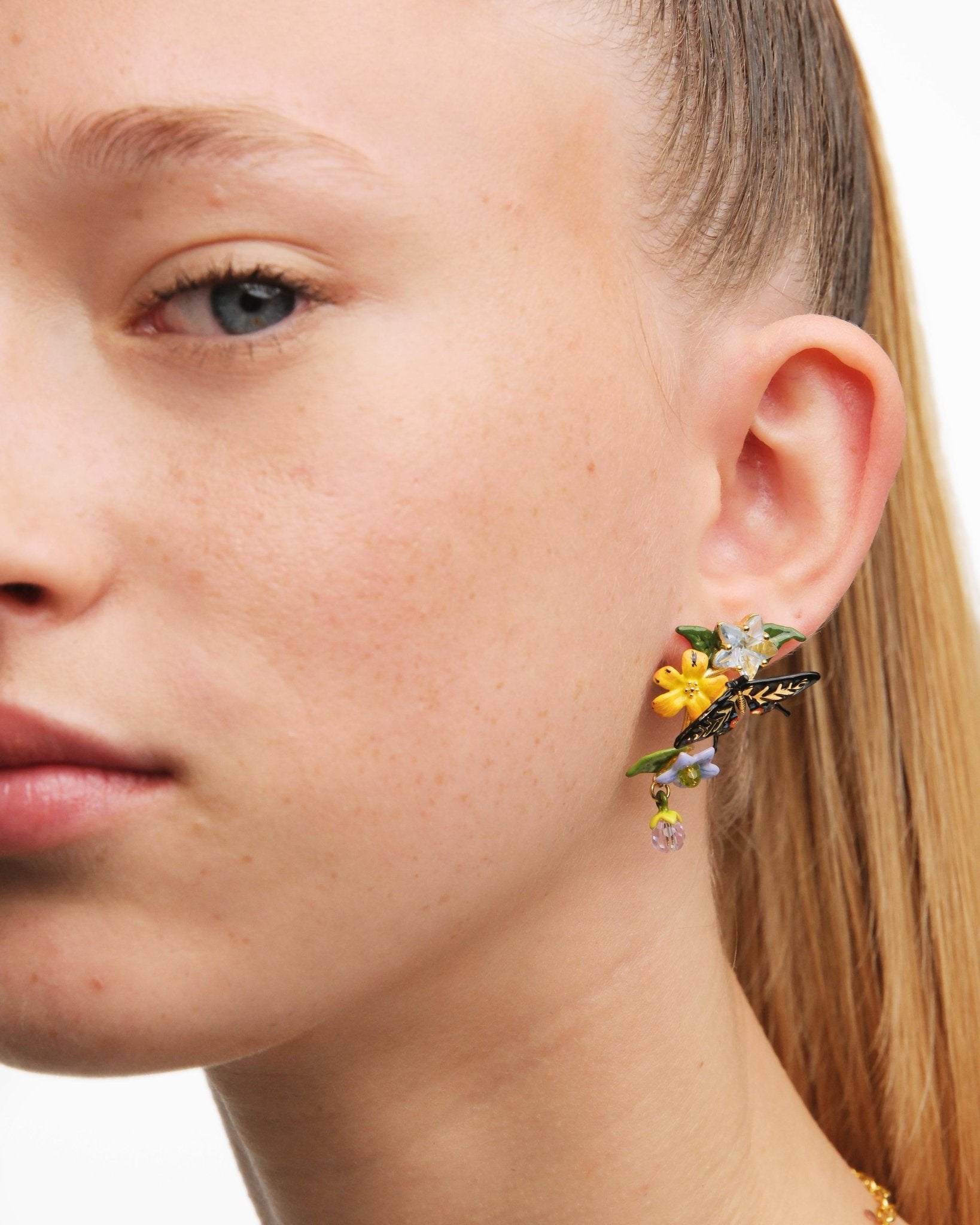 Butterfly, Flower And Hanging Pearl Earrings | AUTR1011 - Les Nereides