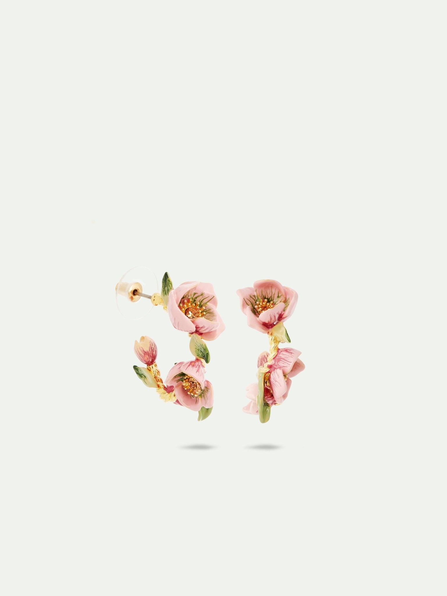 Christmas Rose & Hellebore Flower Hoop Earrings | AUVH1041 - Les Nereides