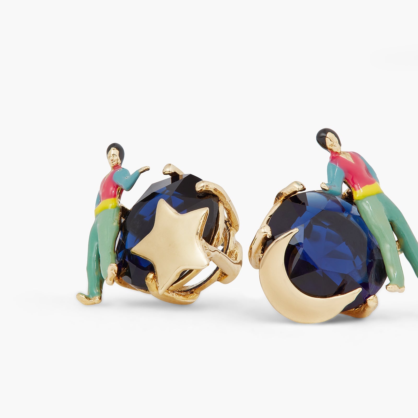 Cut Crystal Stone Asymmetrical Earrings | ATVE1051 - Les Nereides
