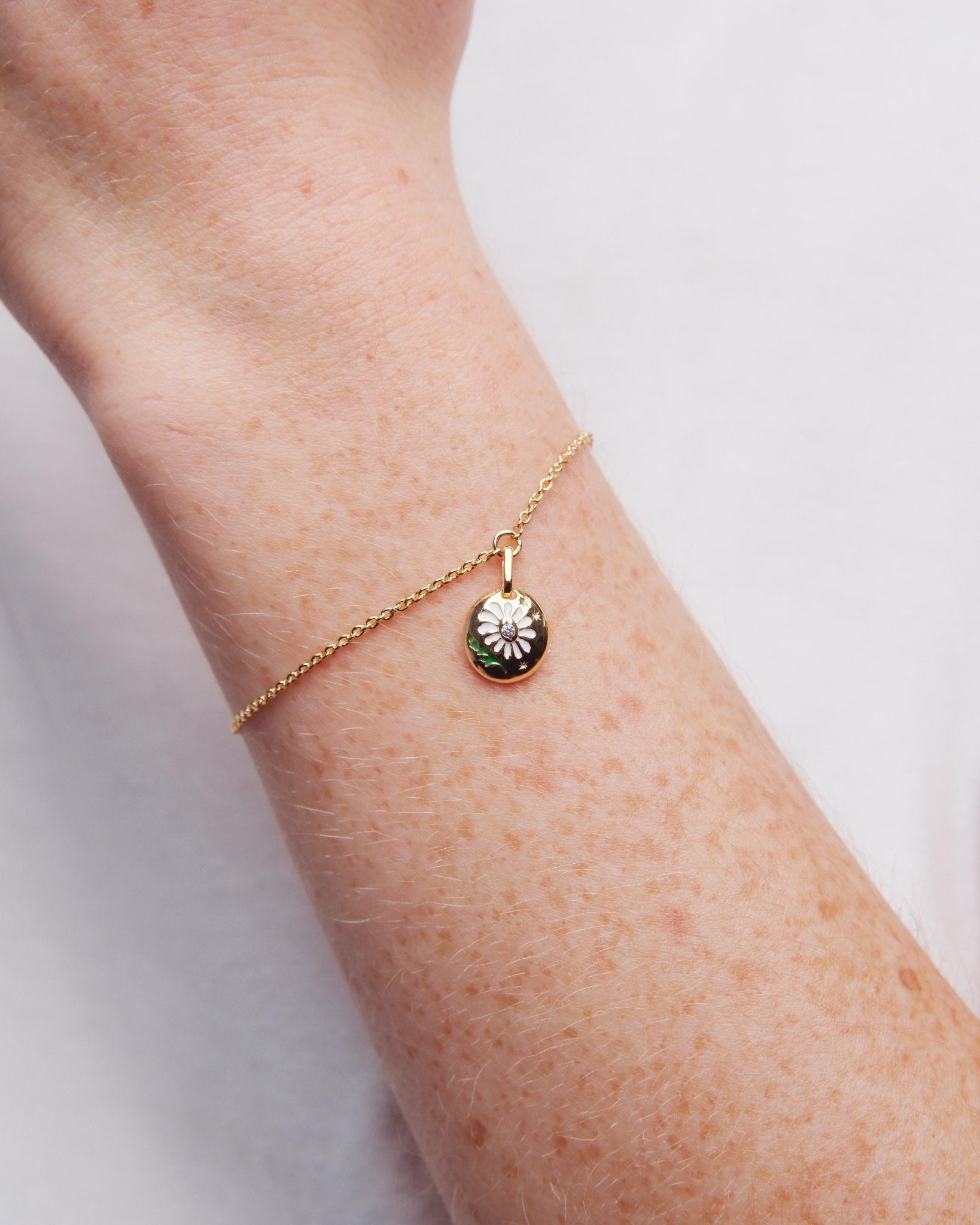 Daisy Medallion Fine Bracelet | AUPS2011 - Les Nereides