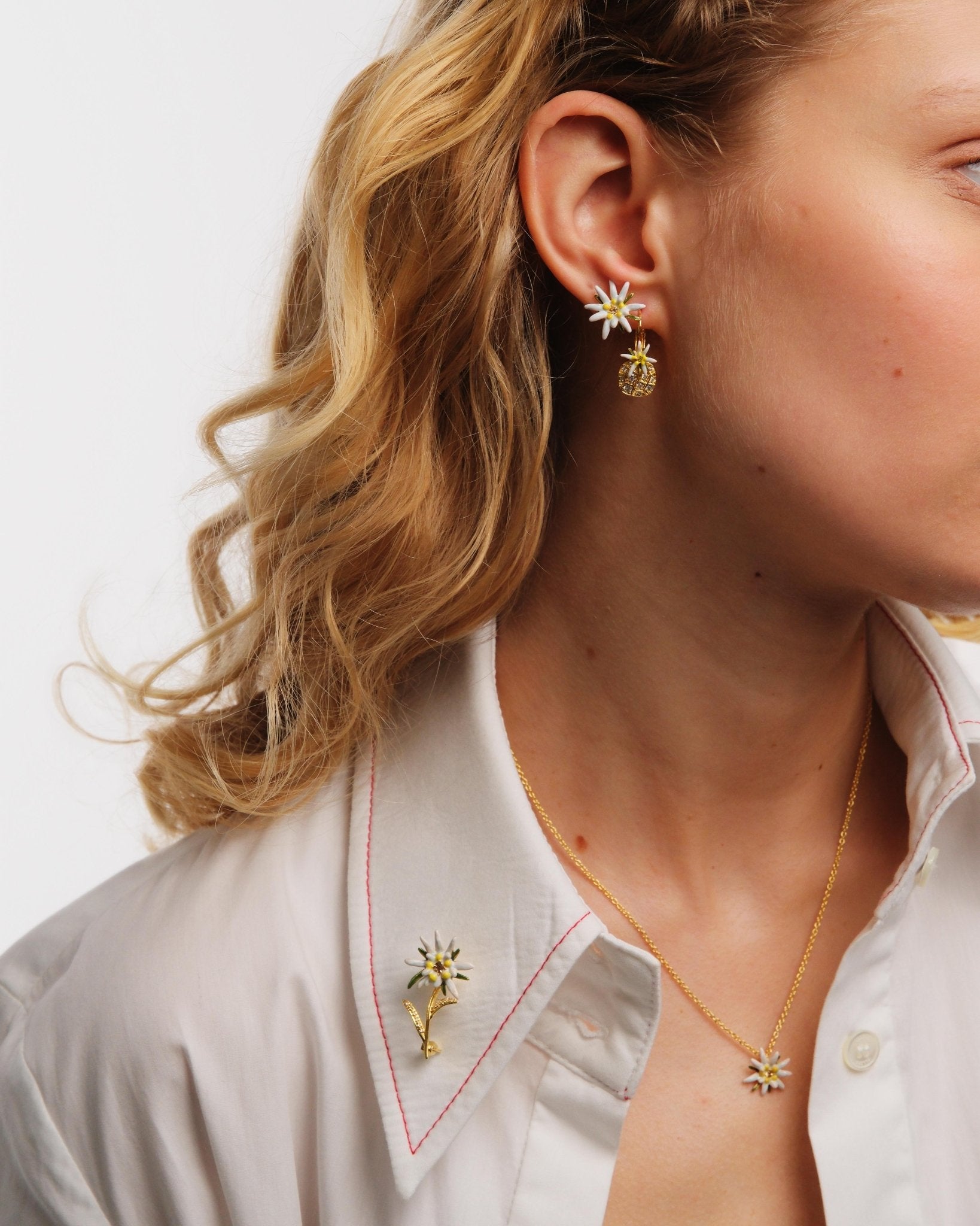 Edelweiss Flower Pendant Necklace | AULA3031 - Les Nereides
