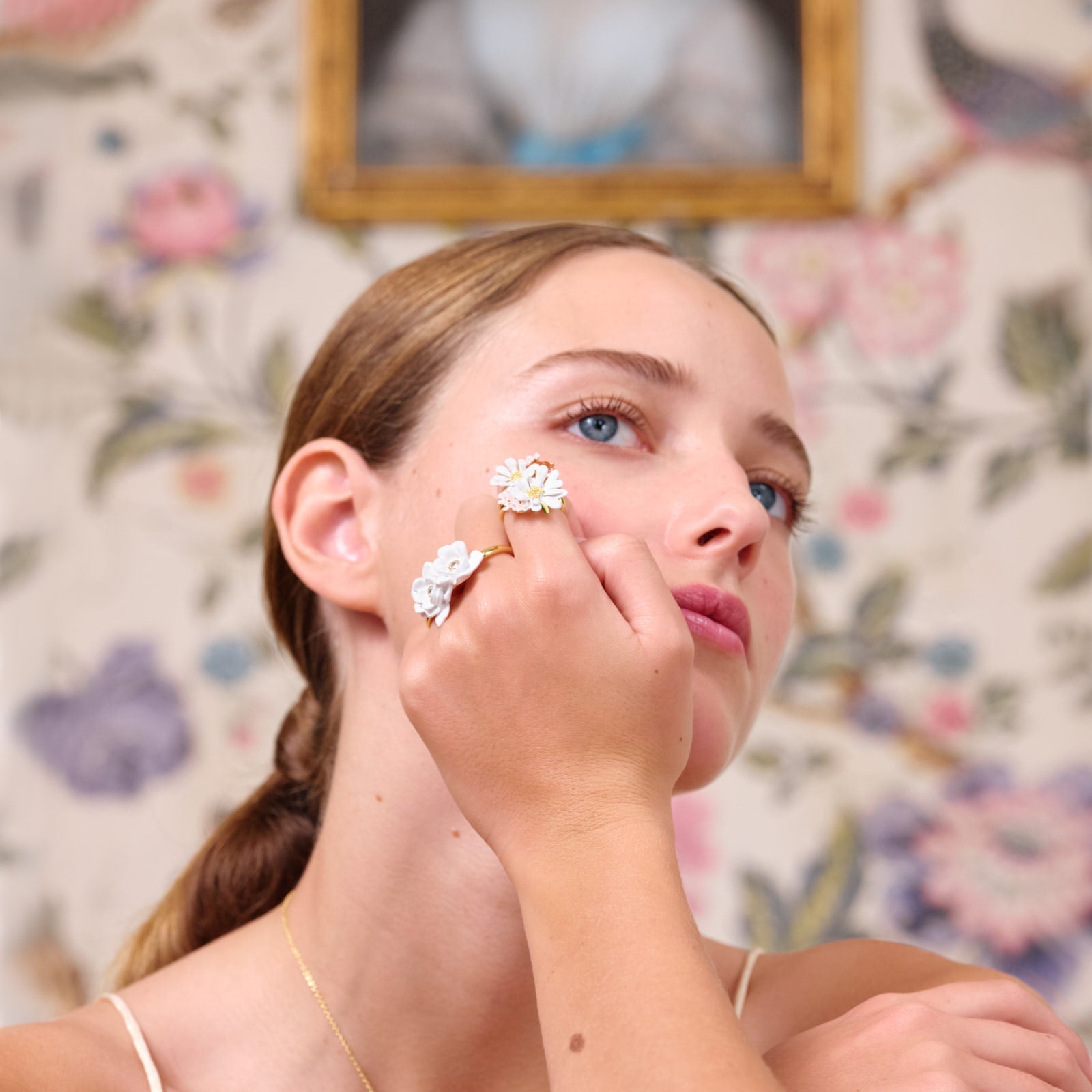 Flower Bouquet And Round Stone Cocktail Ring | ATBP6031 - Les Nereides