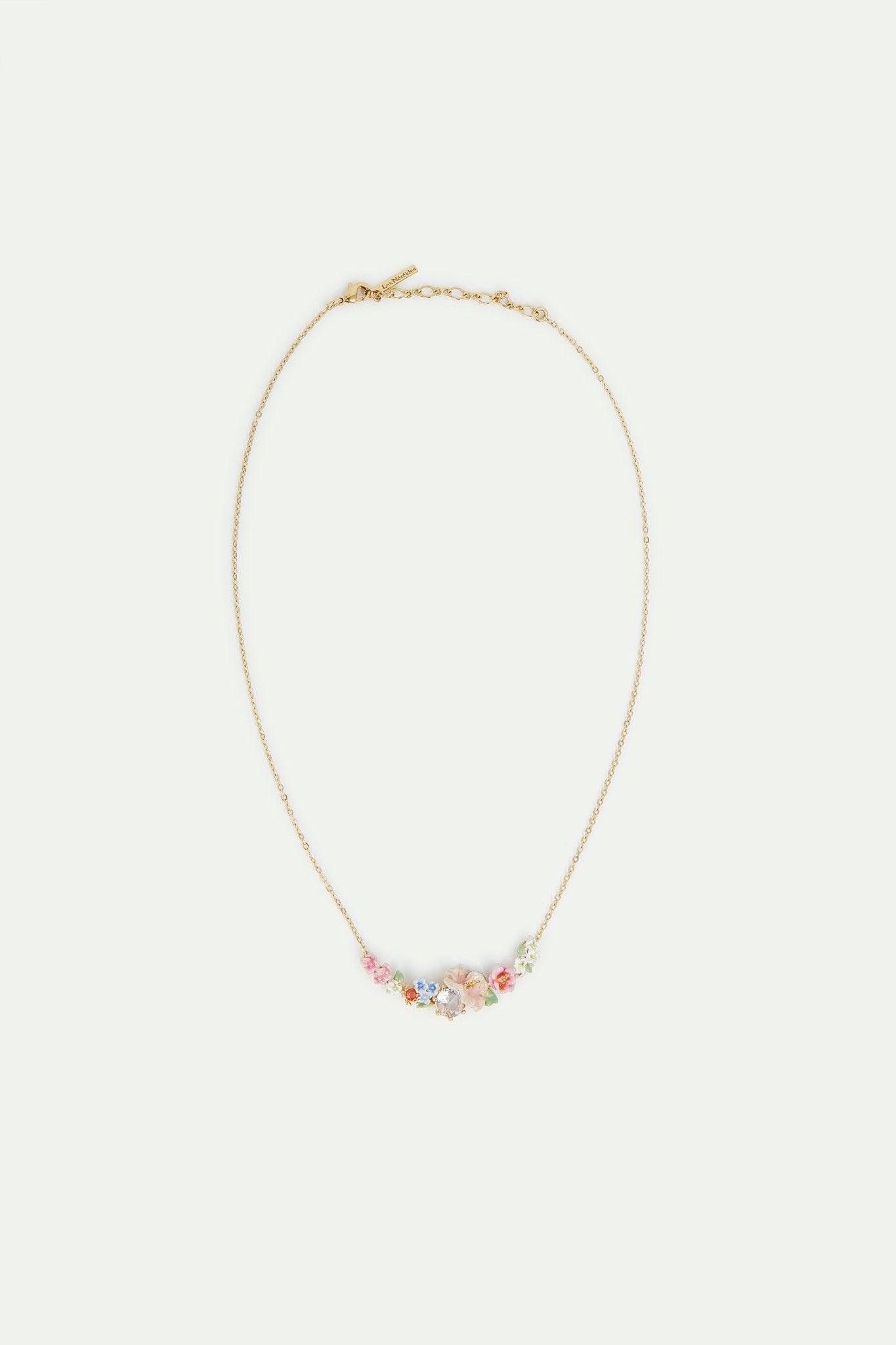 Flower bouquet and round stone statement necklace | AVJH3021 - Les Nereides