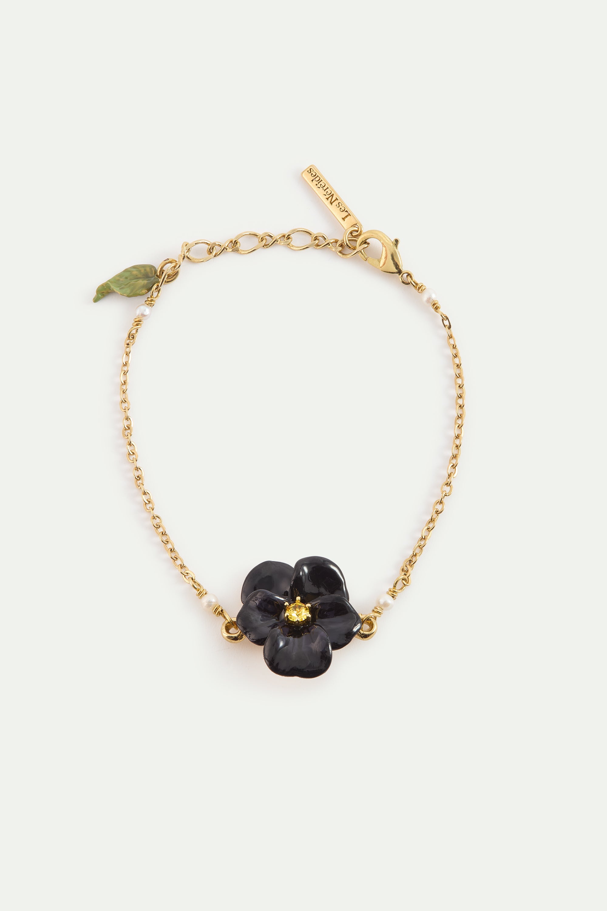 Black Pansy And Faceted Crystal Bracelet | AYMP2041