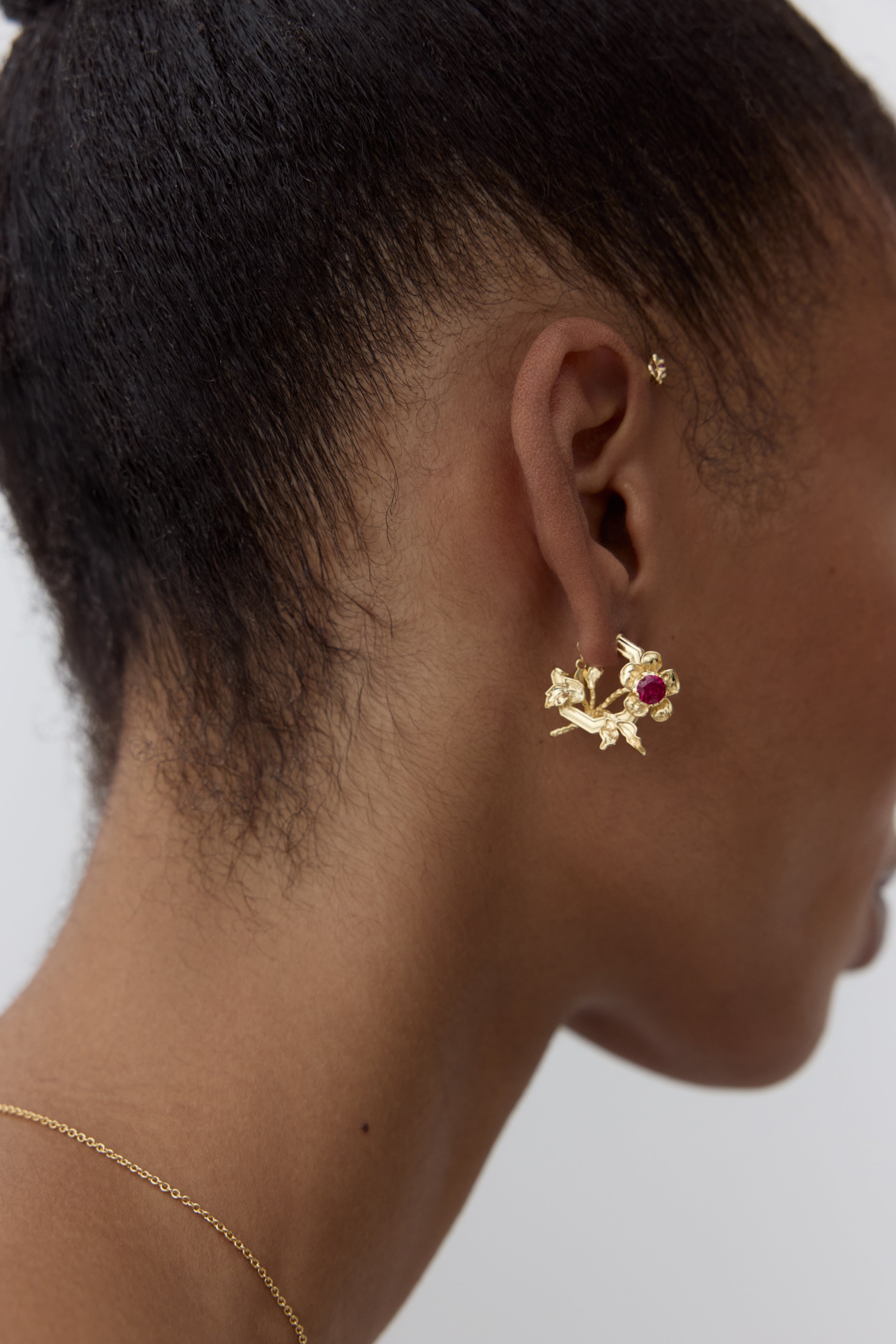 Golden Anemone And Pink Crystal Earrings | AYOP1031