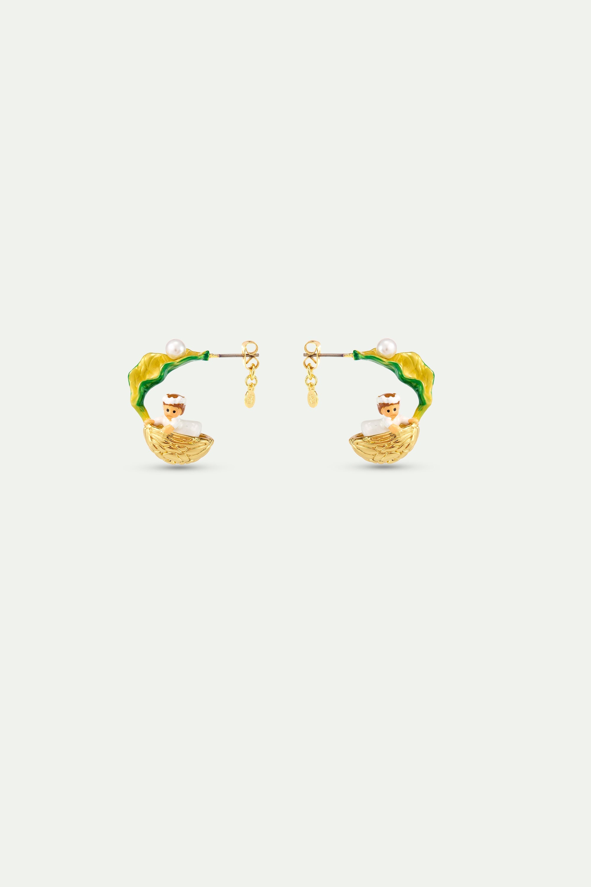 Thumbelina In Walnut Earrings | AYCN1051