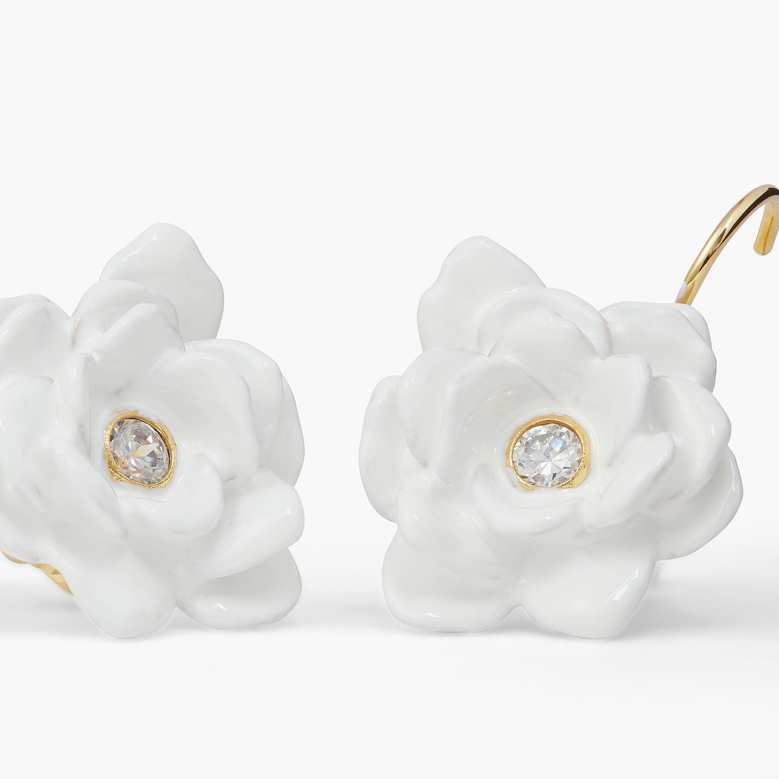 Gardenia And Cut Stone Earrings | ATBP1081 - Les Nereides