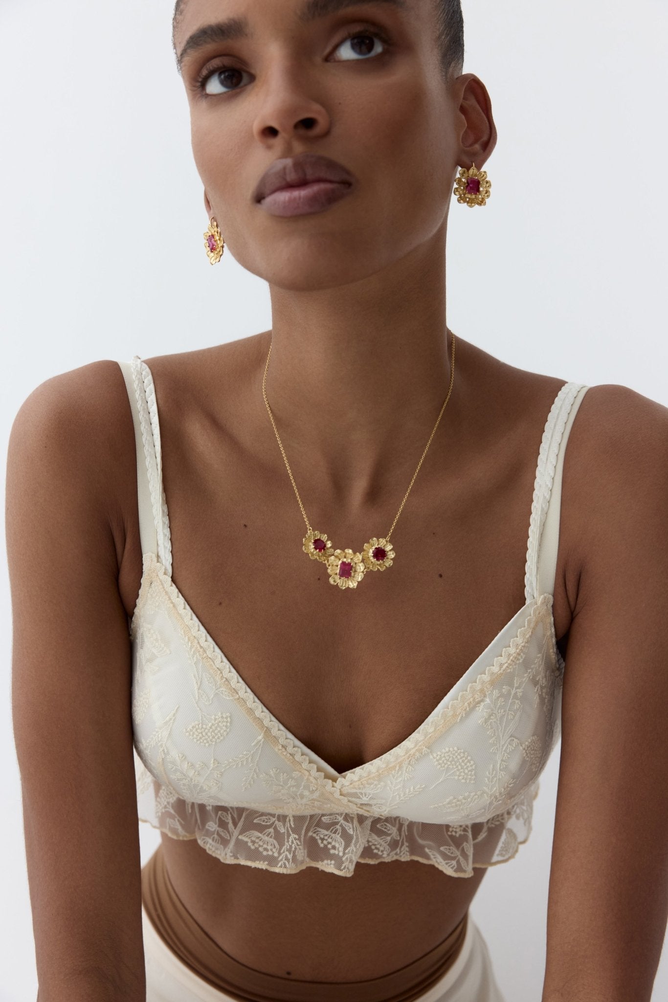 Gold Anemone Statement Necklace With Pink Stones | AYOP3011 - Les Nereides