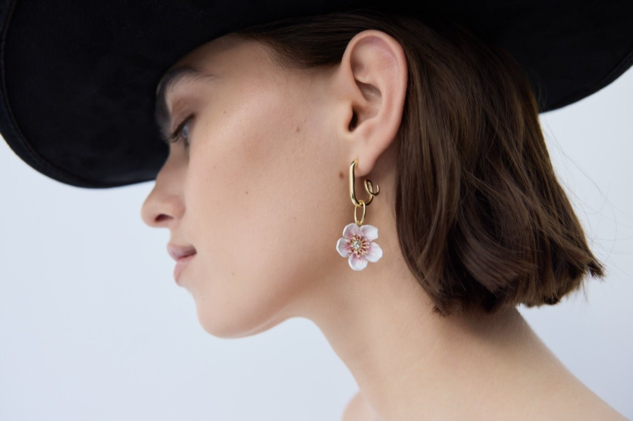 Gold Post Hoop Earrings | AYPE1011 - Les Nereides