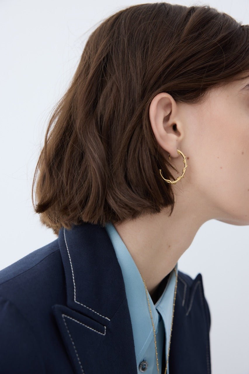 Gold Snake Post Hoop Earrings | AYVA1031 - Les Nereides