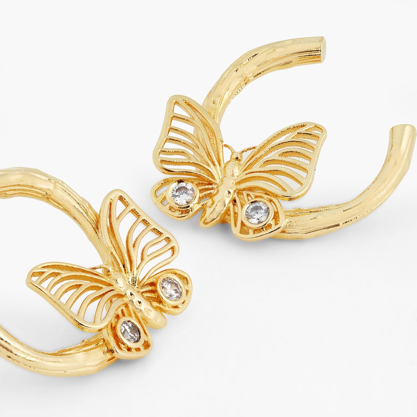 Golden Butterfly And Crystal Earrings | ATNF1051 - Les Nereides