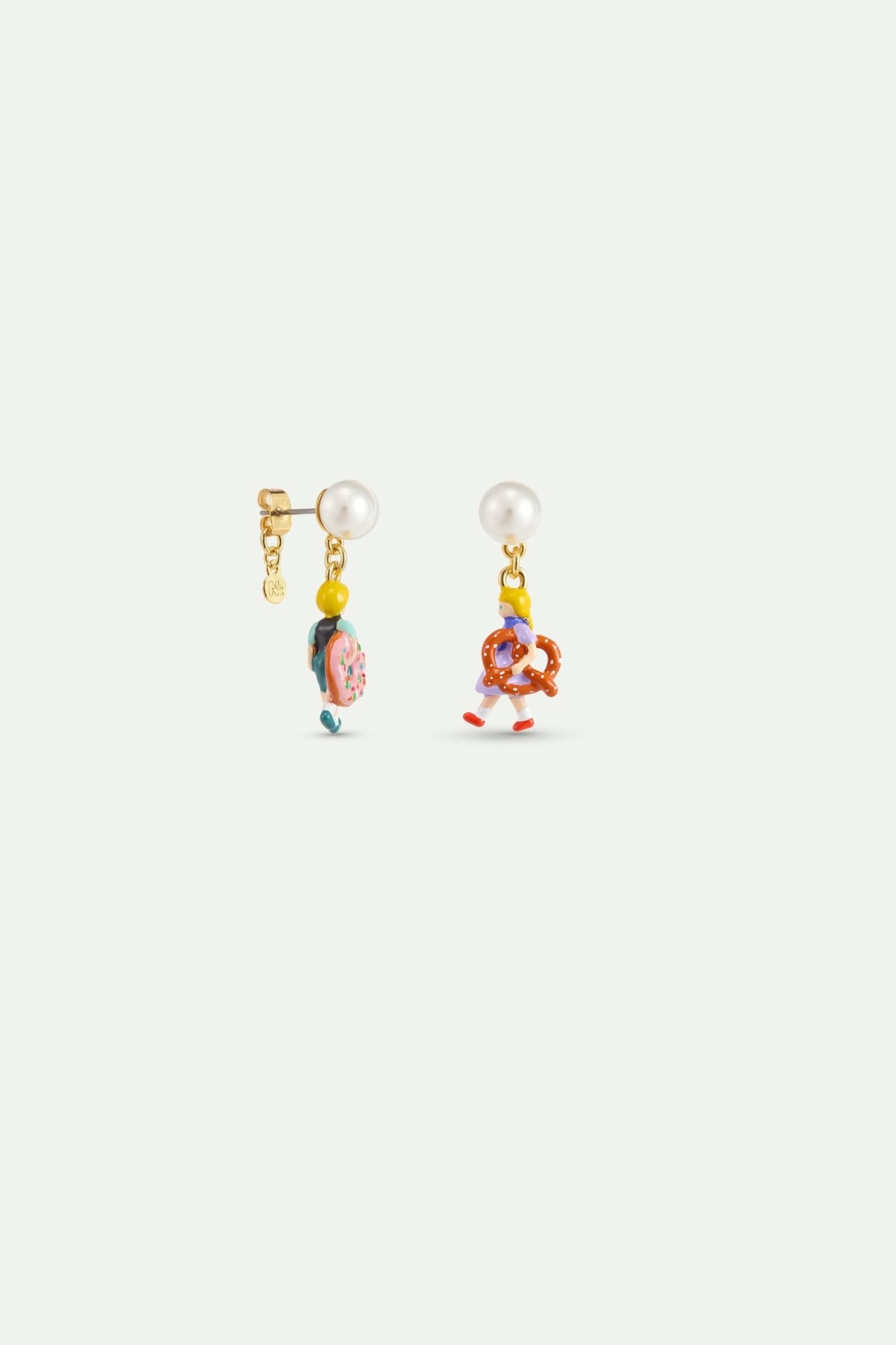 Hansel And Gretel Asymmetrical Earrings With A Pearl | AYCN1021 - Les Nereides