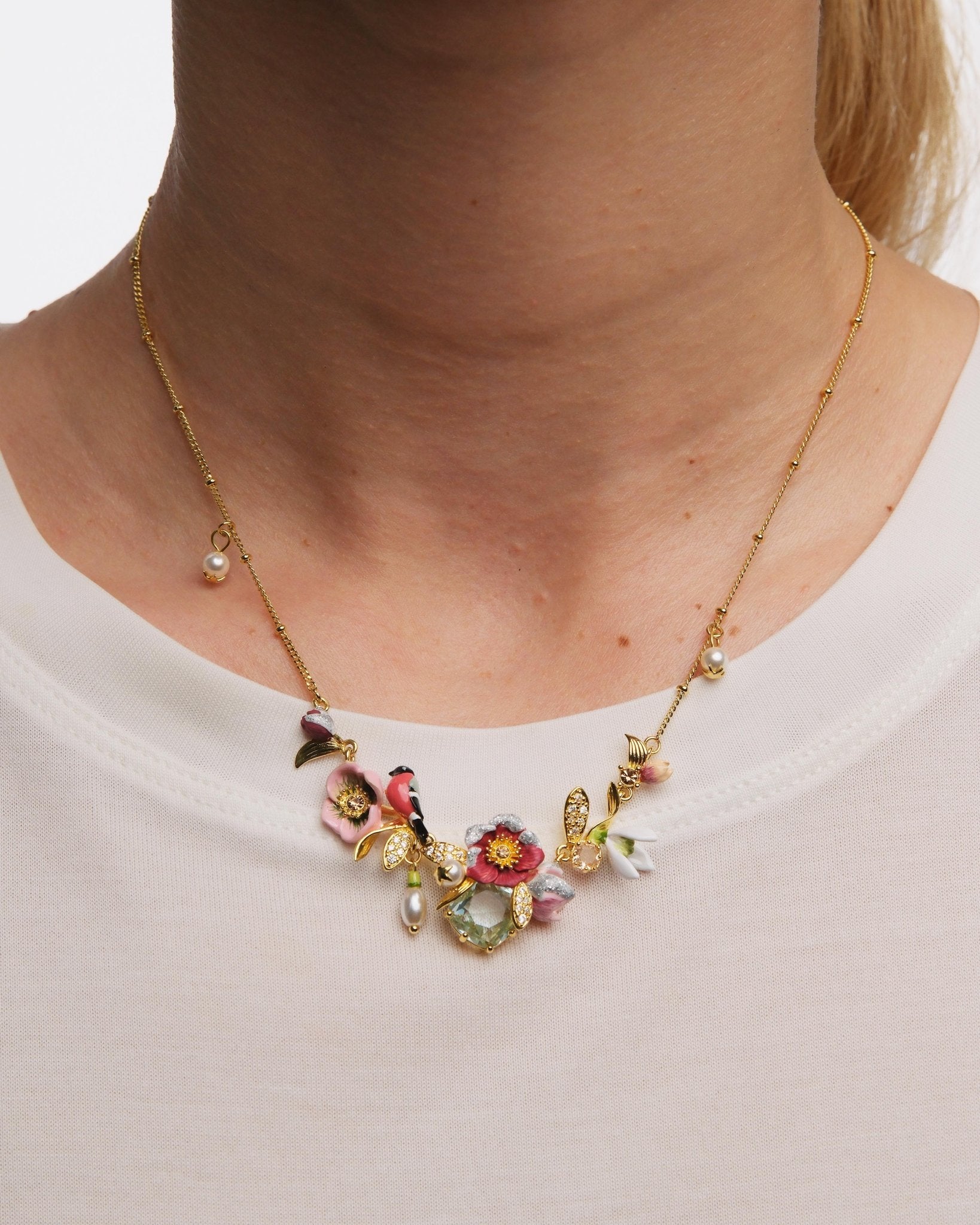 Hellebore Flower & Bullfinch Statement Necklace | AUVH3011 - Les Nereides