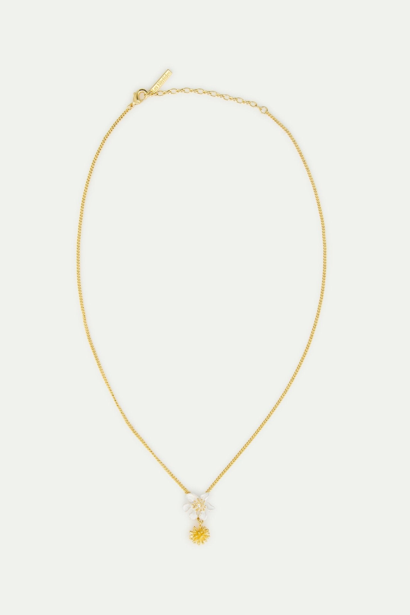 Large White Clematis And Japanese Kerria Necklace | AWNF3031 - Les Nereides
