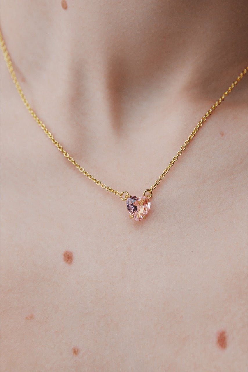 Light Pink Diamantine Fine Necklace With Heart - Shaped Stone | AWLD3531 - Les Nereides