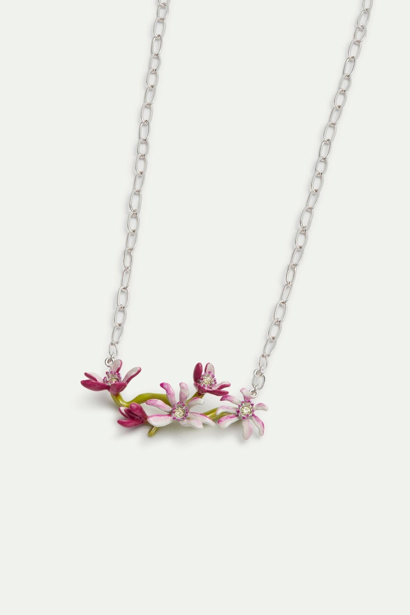 Magnolia flowers silver statement necklace | AVFA3041 - Les Nereides