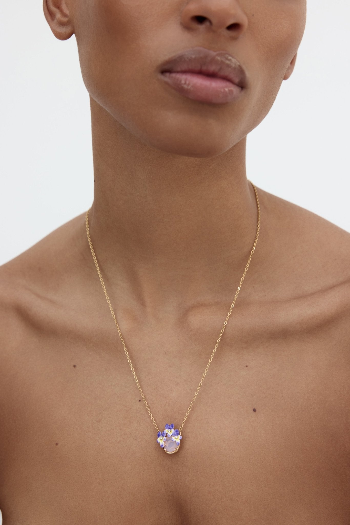 Round Pink Faceted Stone And Violet Necklace | AYCV3031 - Les Nereides