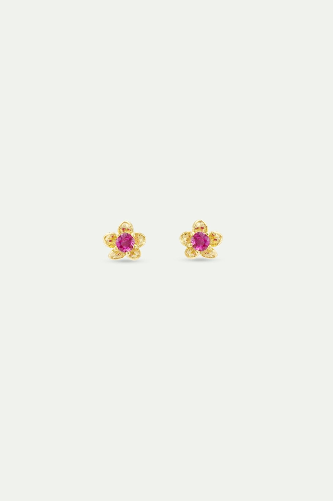 Small Gold Anemone And Pink Crystal Post Earrings | AYOP1041 - Les Nereides