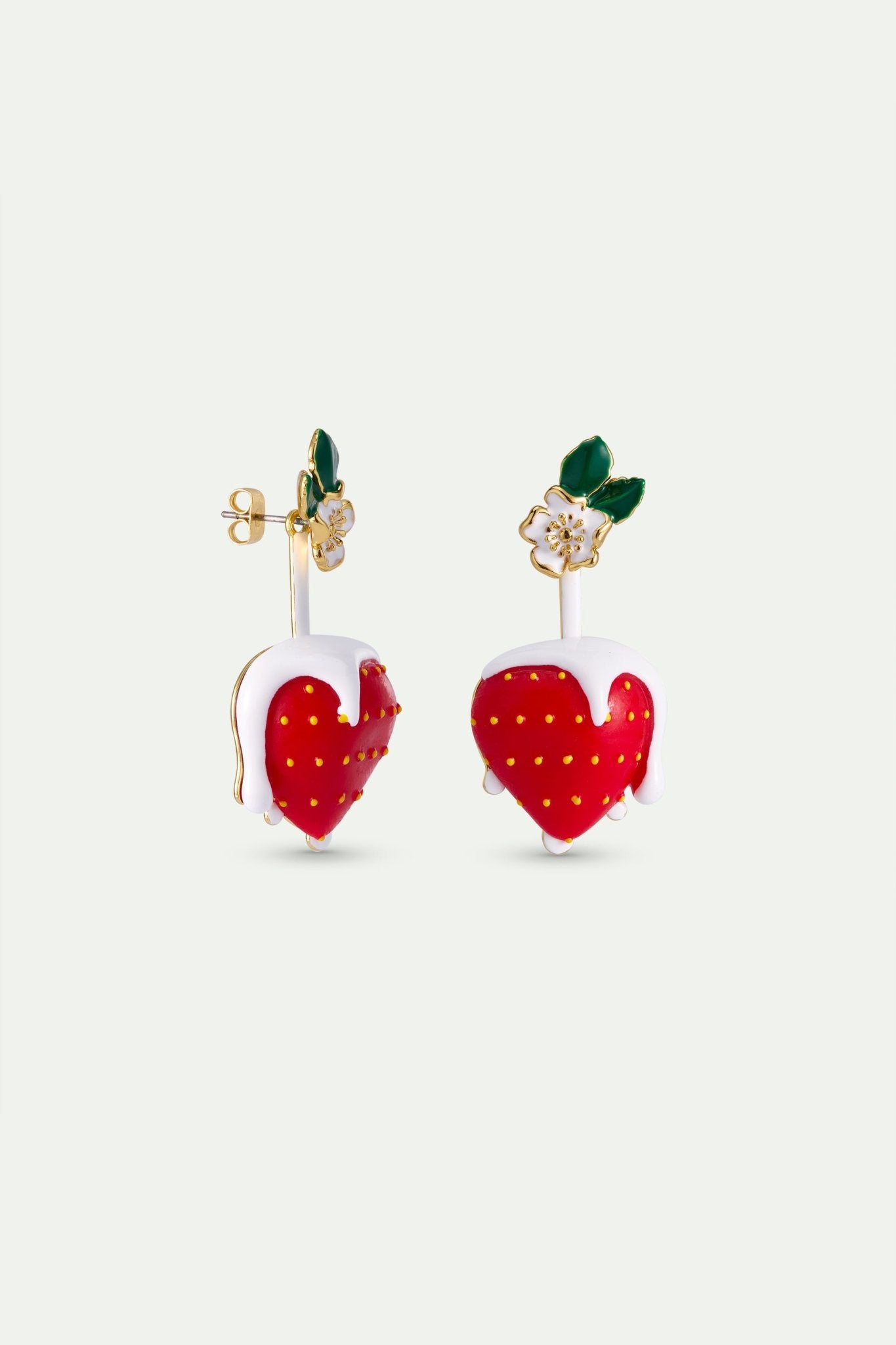 Strawberry & Cream White Flower Earrings | AWMC1111 - Les Nereides