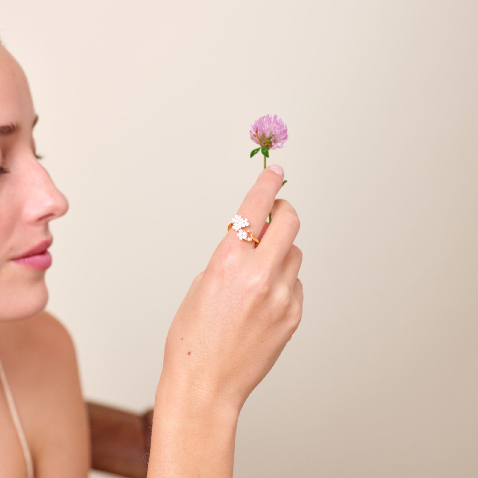 Verbena Flower And Round Stone Adjustable Me And You Ring | ATBP6041 - Les Nereides