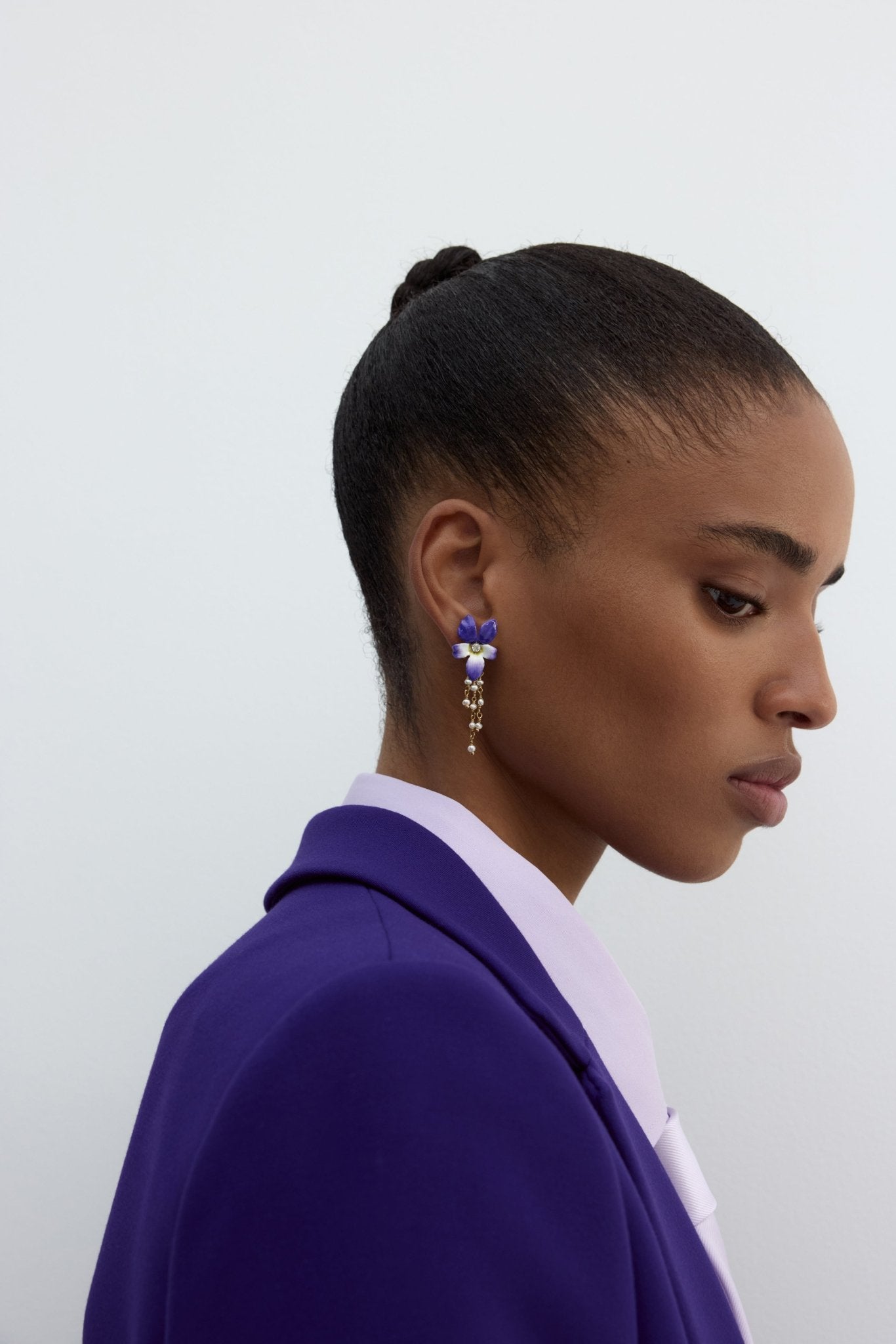 Violet And Cultured Pearls Dangle Earrings | AYCV1011 - Les Nereides