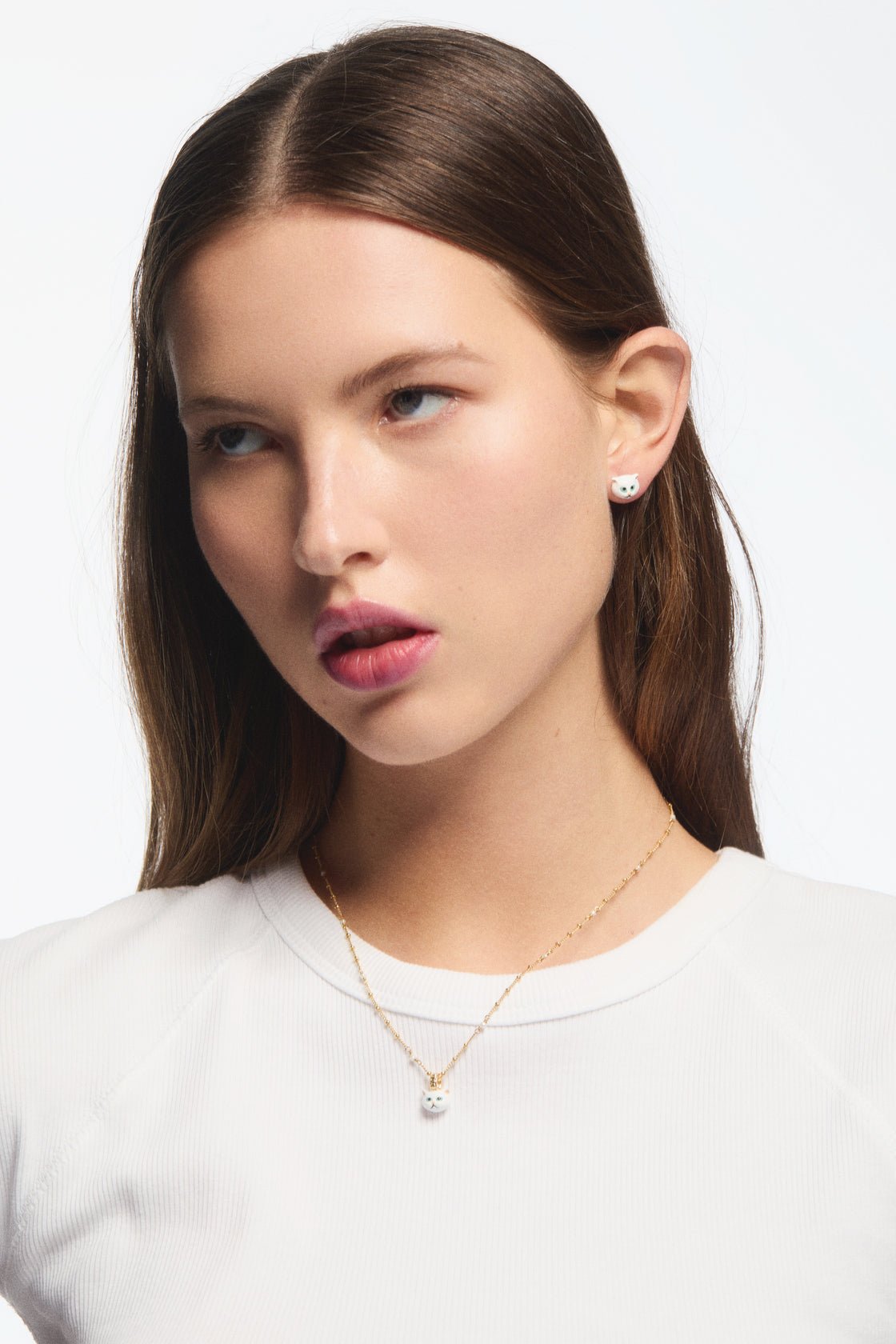 White cat beaded pendant necklace | AVLA3021 - Les Nereides