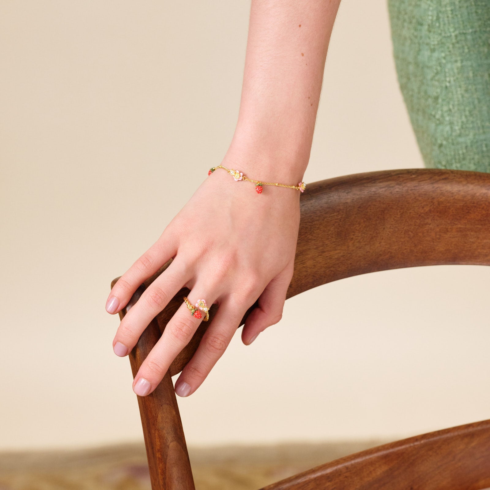 Wild Strawberry And Pink Flower Adjustable Ring | ATBG6021 - Les Nereides