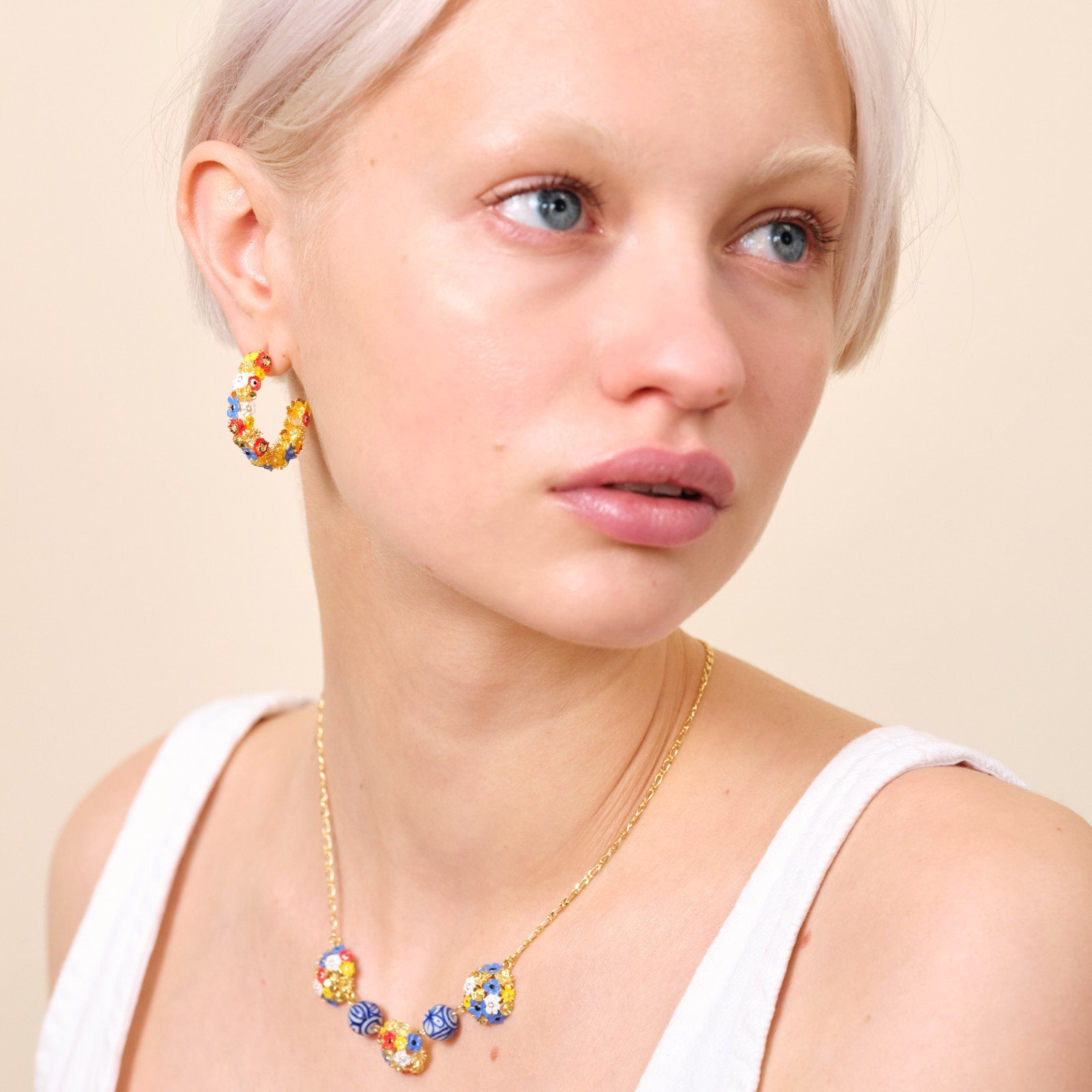 Wildflower Hoop Earrings | ATPO1071 - Les Nereides