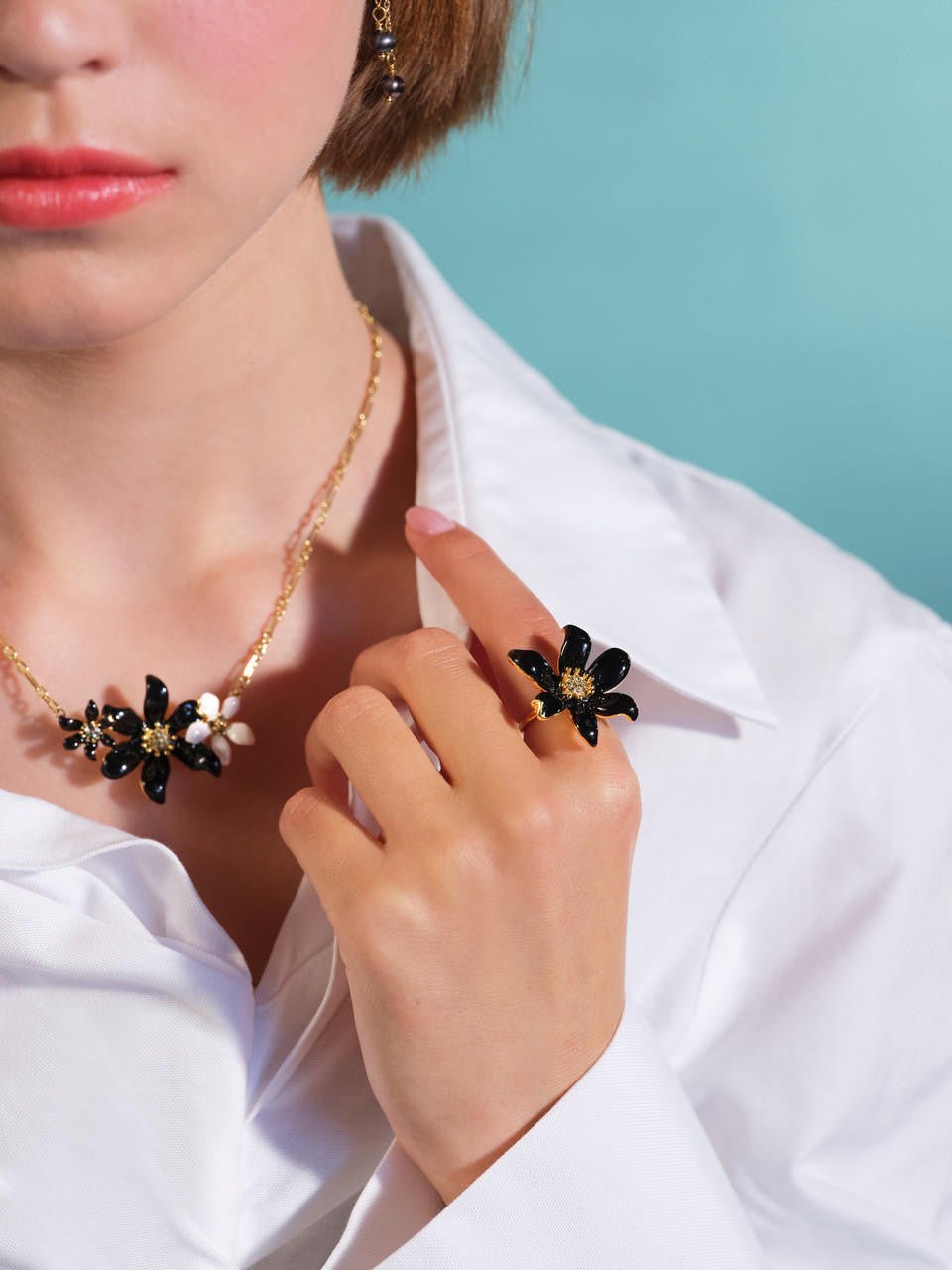 Black lily fine ring | AQFN6011 - Les Nereides