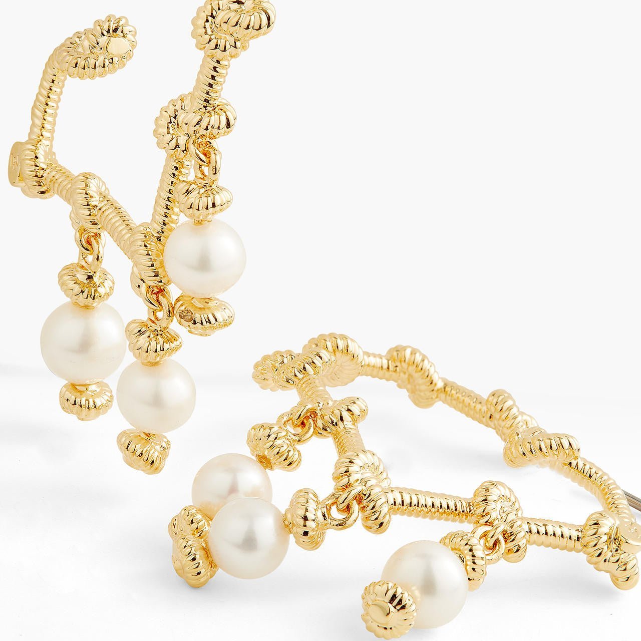 Boating Knots And White Pearl Hoop Earrings | AQMP1021 - Les Nereides