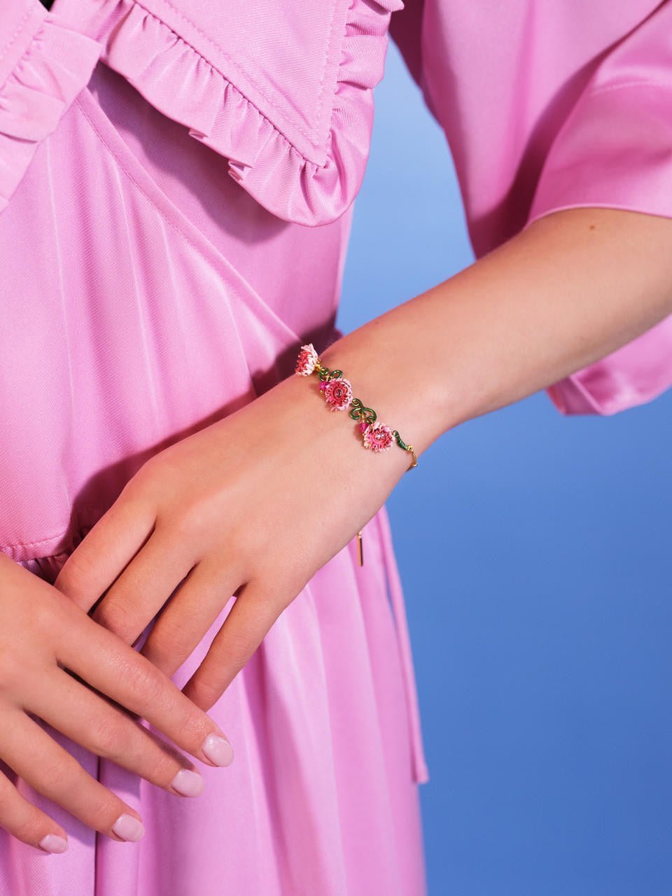 Chrysanthemum And Stem Fine Bracelet | AQBI2031 - Les Nereides