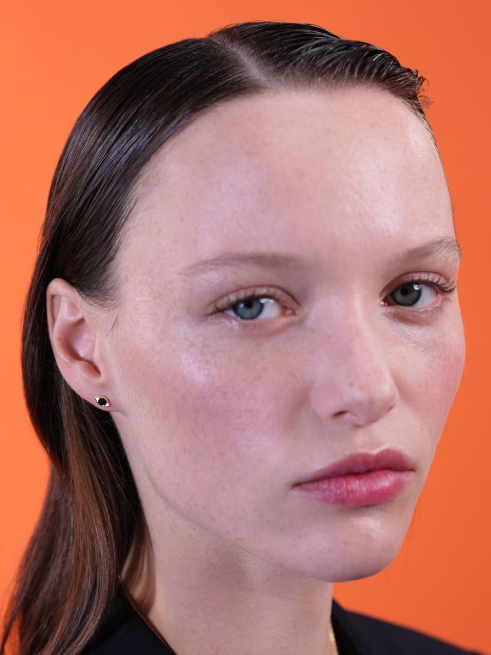 Divine Protection Asymmetrical Earrings | ARAD1061 - Les Nereides