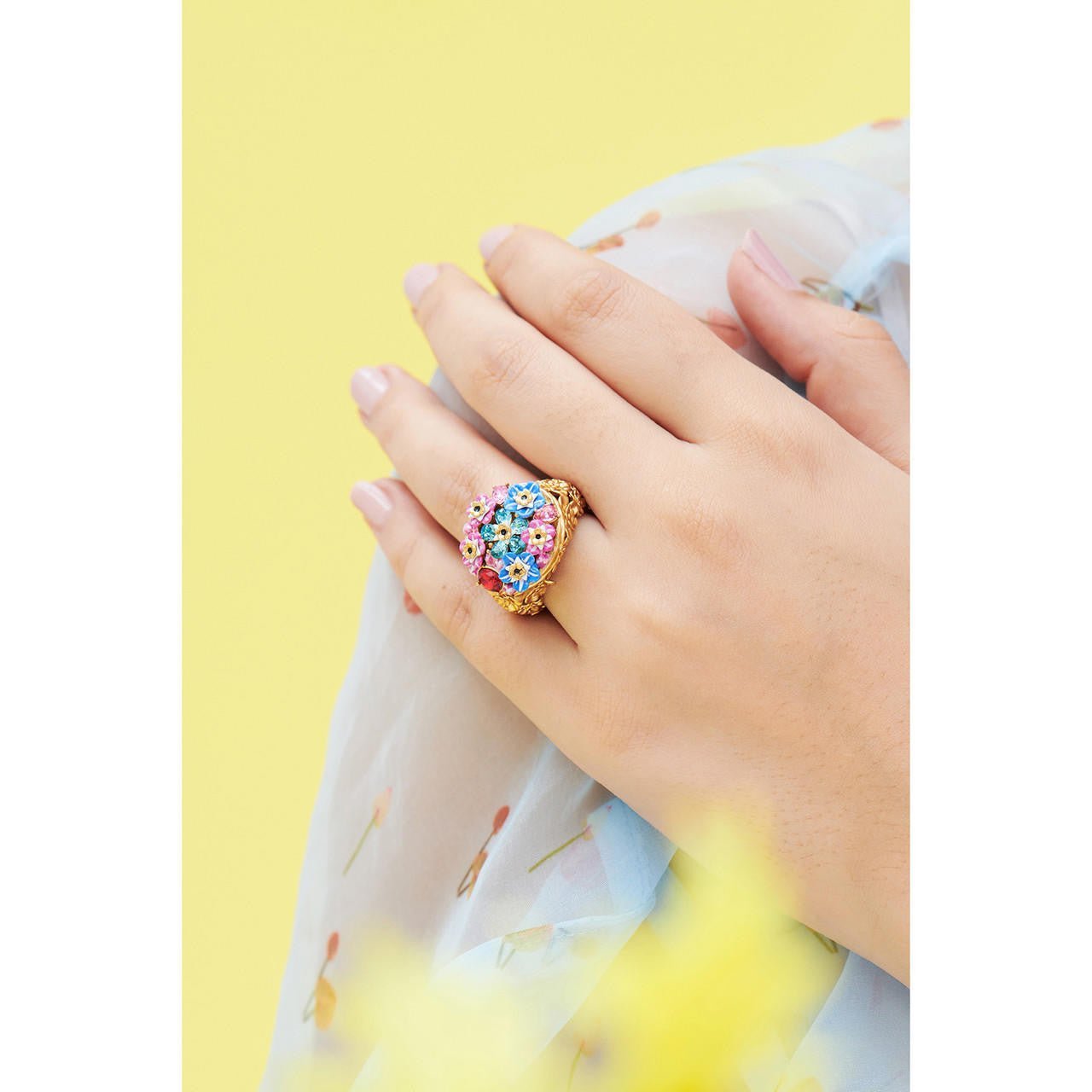 Forget - Me - Not Rosebuds And Ladybird Hidden Secret Medallion Rings | ANBM601/11 - Les Nereides
