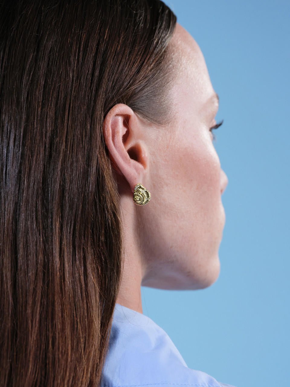 Golden Snail And Faceted Crystal Earrings | ARAM1031 - Les Nereides
