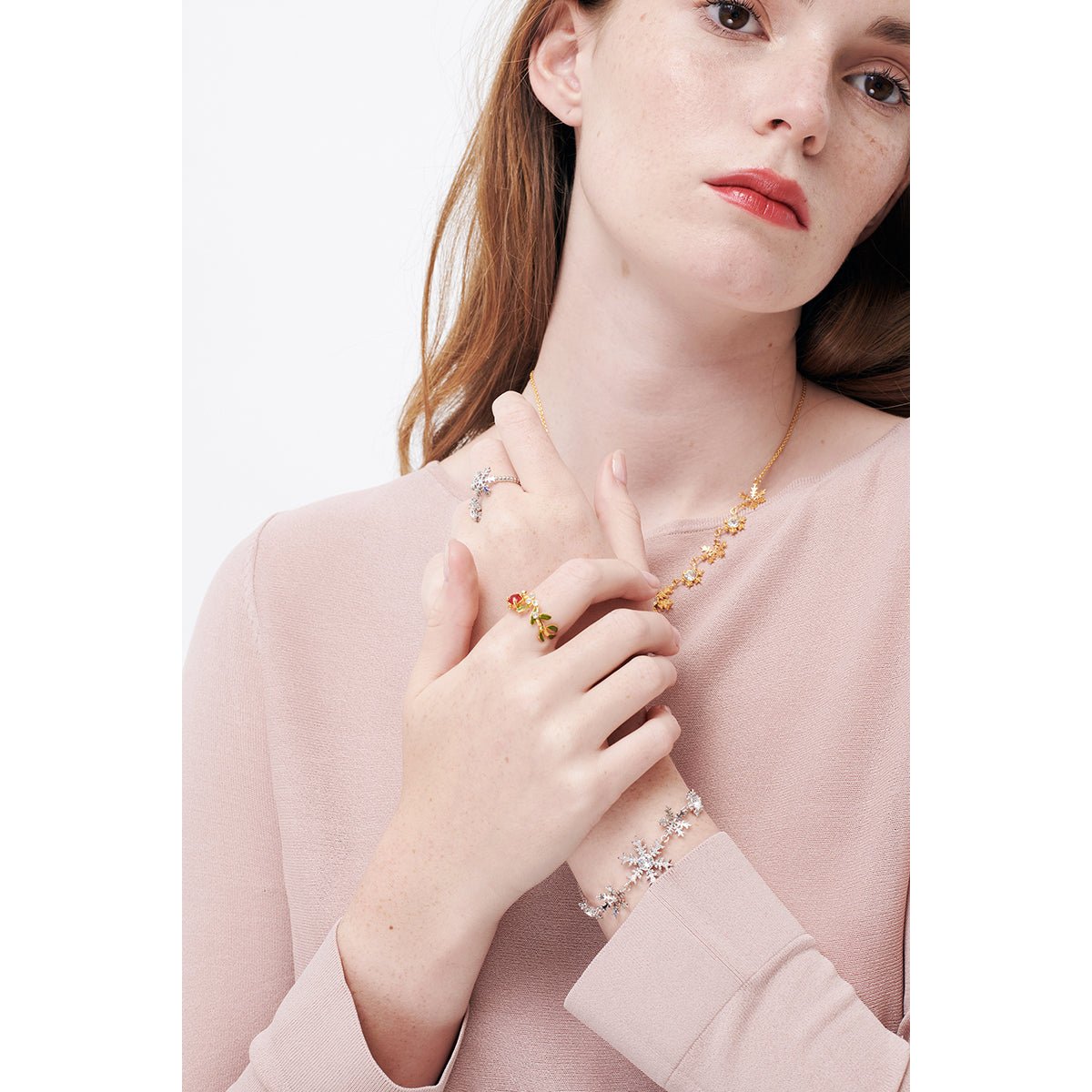 Golden Snowflakes Thin Bracelet | AMSC2021 - Les Nereides