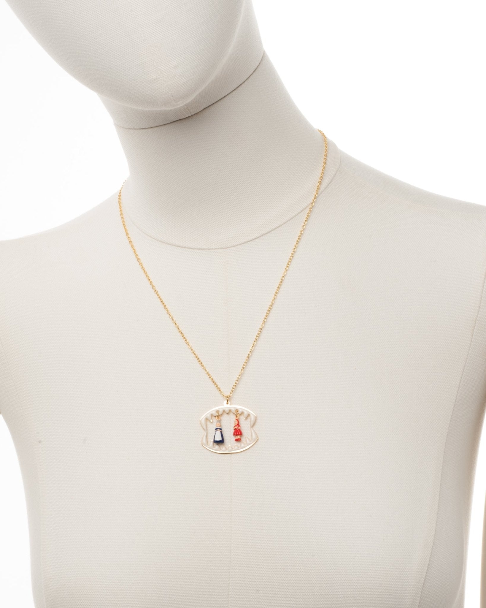 Promenons Nous Little Red Riding Hood & Grandma In Wolf'S Mouth Necklace | AECR3041 - Les Nereides