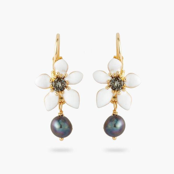 Ranunculus and cultured pearls earrings | AQFN1071 - Les Nereides