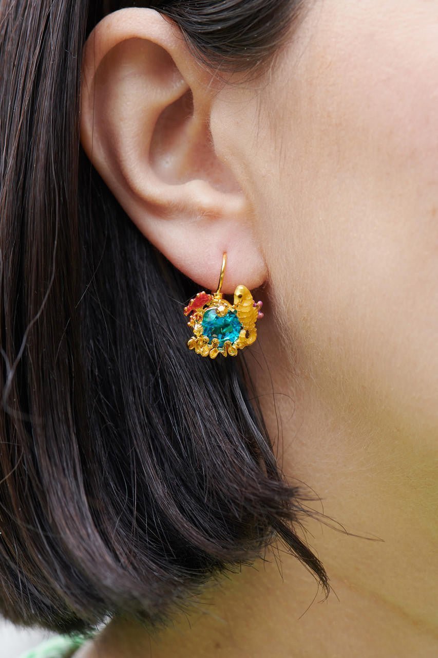 Seahorse And Blue Lagoon Crystal Earrings | ALPC1051 - Les Nereides