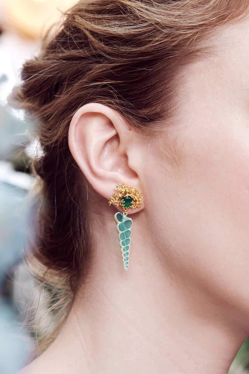 Seashell Inside And Golden Coral Post Earrings | AOGL1101 - Les Nereides