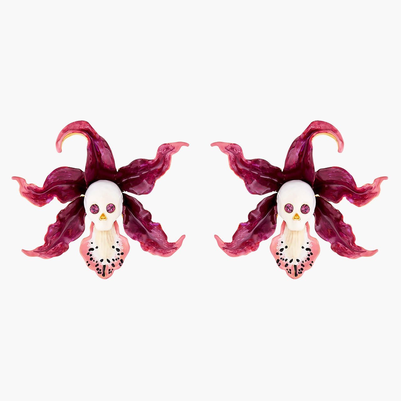 Skull And Crossbones And Cattleya Orchid Earrings | AOOC1111 - Les Nereides