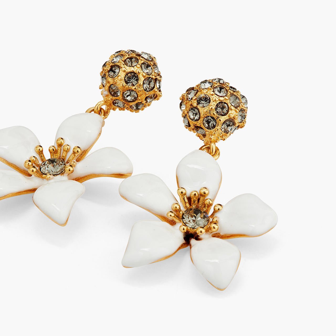 White ranunculus earrings | AQFN1031 - Les Nereides