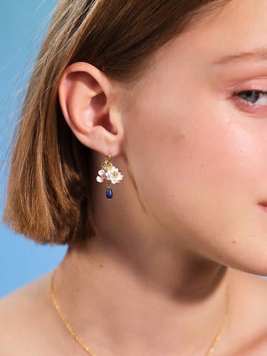 White Water Lily And Lapis Lazuli Earrings | AQJF1061 - Les Nereides