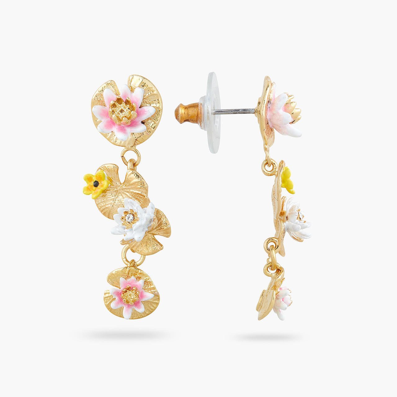 White Water Lily And Lapis Lazuli Earrings | AQJF1071 - Les Nereides