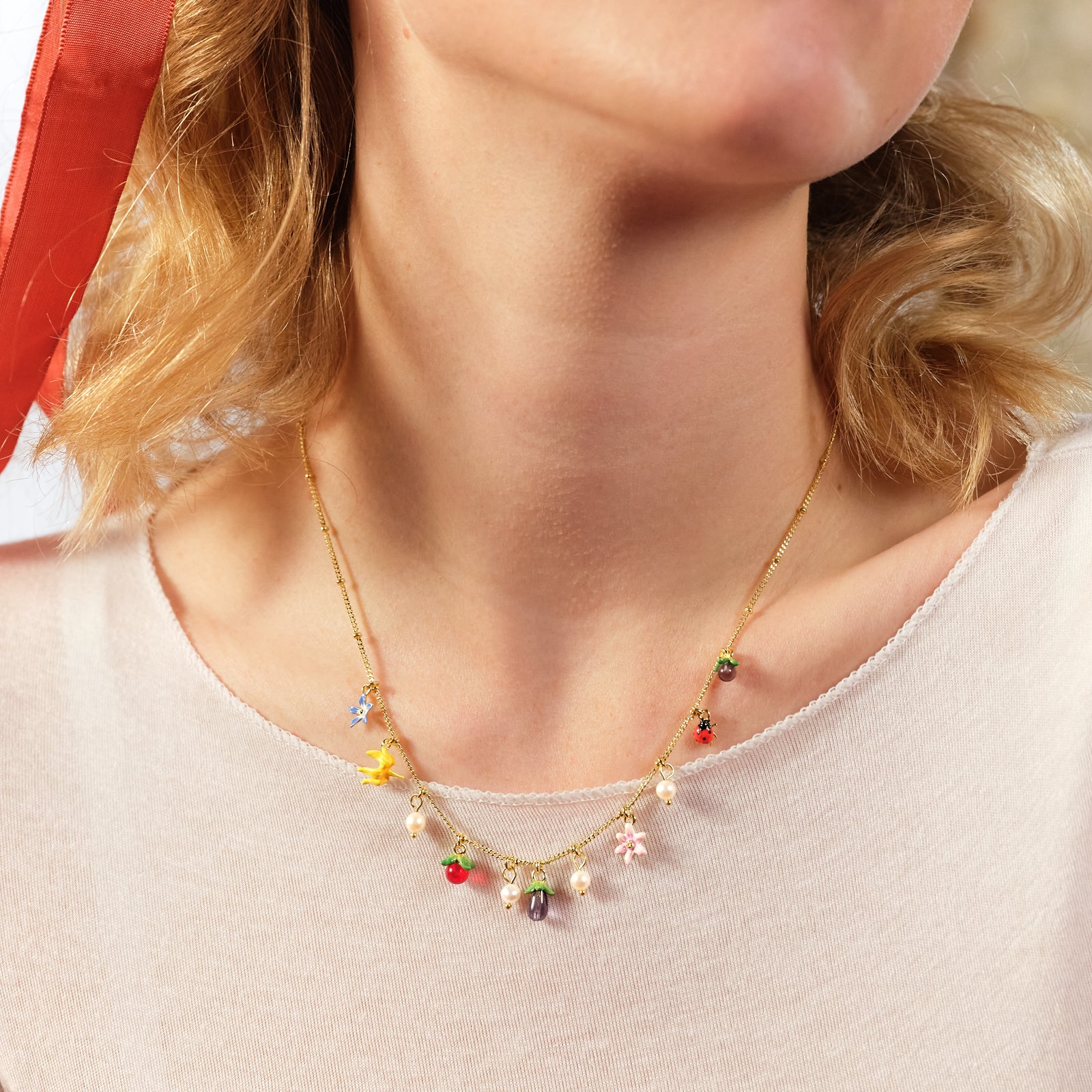 Wonderful Vegetable Garden And Mother - Of - Pearl Charm Necklace | ASPO3021 - Les Nereides