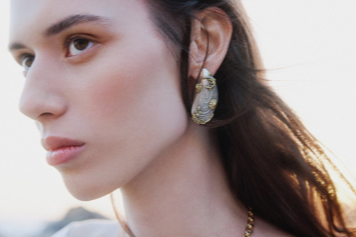Shell Jewellery: Golden Shells, Seahorses and Corals from Sea of Gold - Les Nereides Paris
